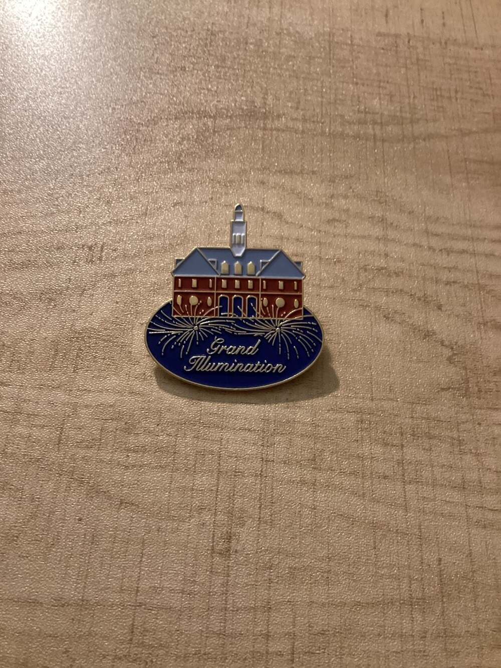 Colonial Williamsburg Grand Illumination Lapel Pin Fireworks Celebration